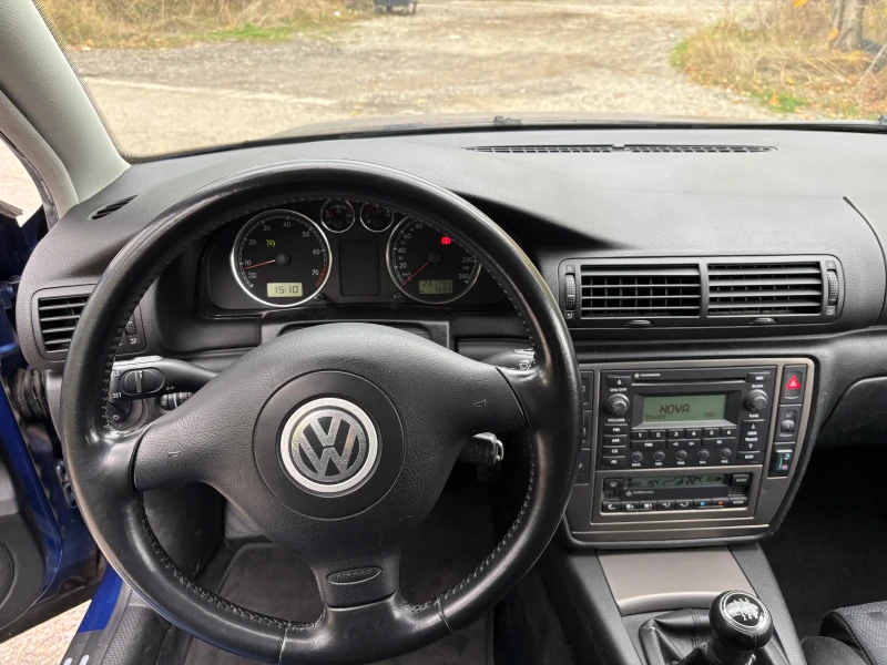 VW Passat 1.8 Turbo, снимка 9 - Автомобили и джипове - 52535276