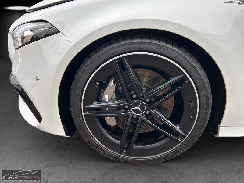 Mercedes-Benz A45 AMG 4MATIC/387HP/NIGHT/DISTR./LED/NAVI/CAM/656g, снимка 4 - Автомобили и джипове - 52693157