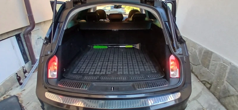 Opel Insignia 2.0 CRDI 4X4, снимка 13 - Автомобили и джипове - 52818668