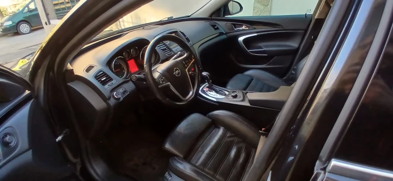 Opel Insignia 2.0 CRDI 4X4, снимка 6 - Автомобили и джипове - 52818668