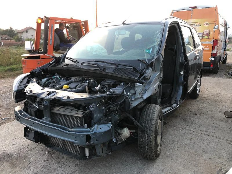 Dacia Lodgy 1.5DCI, снимка 4 - Автомобили и джипове - 26165275