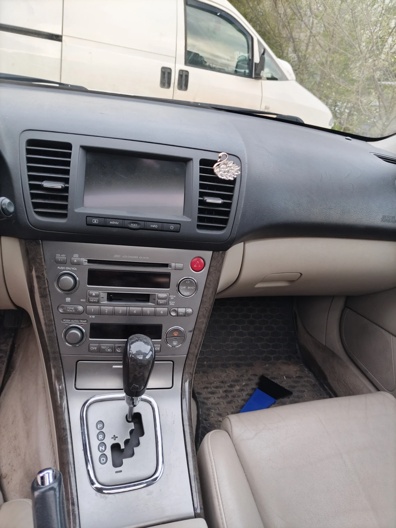 Subaru Outback 3000 - изображение 8