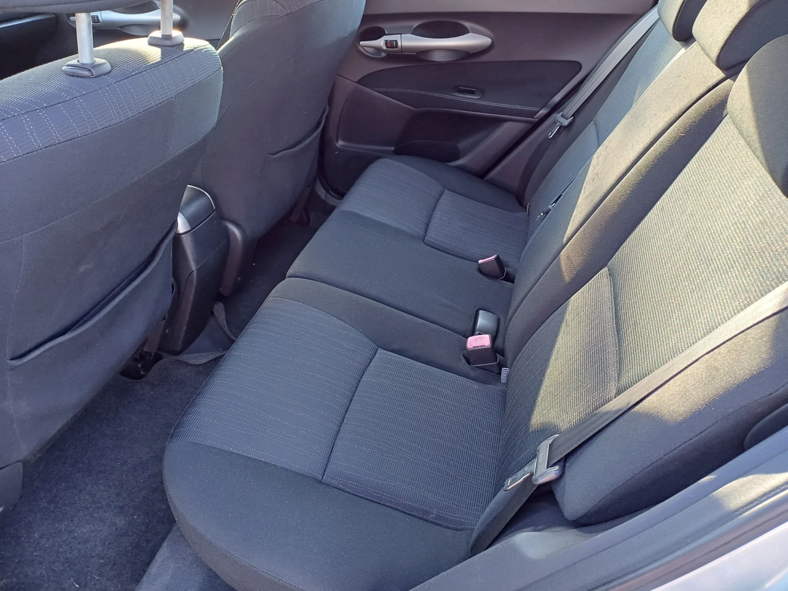 Toyota Auris  - изображение 8