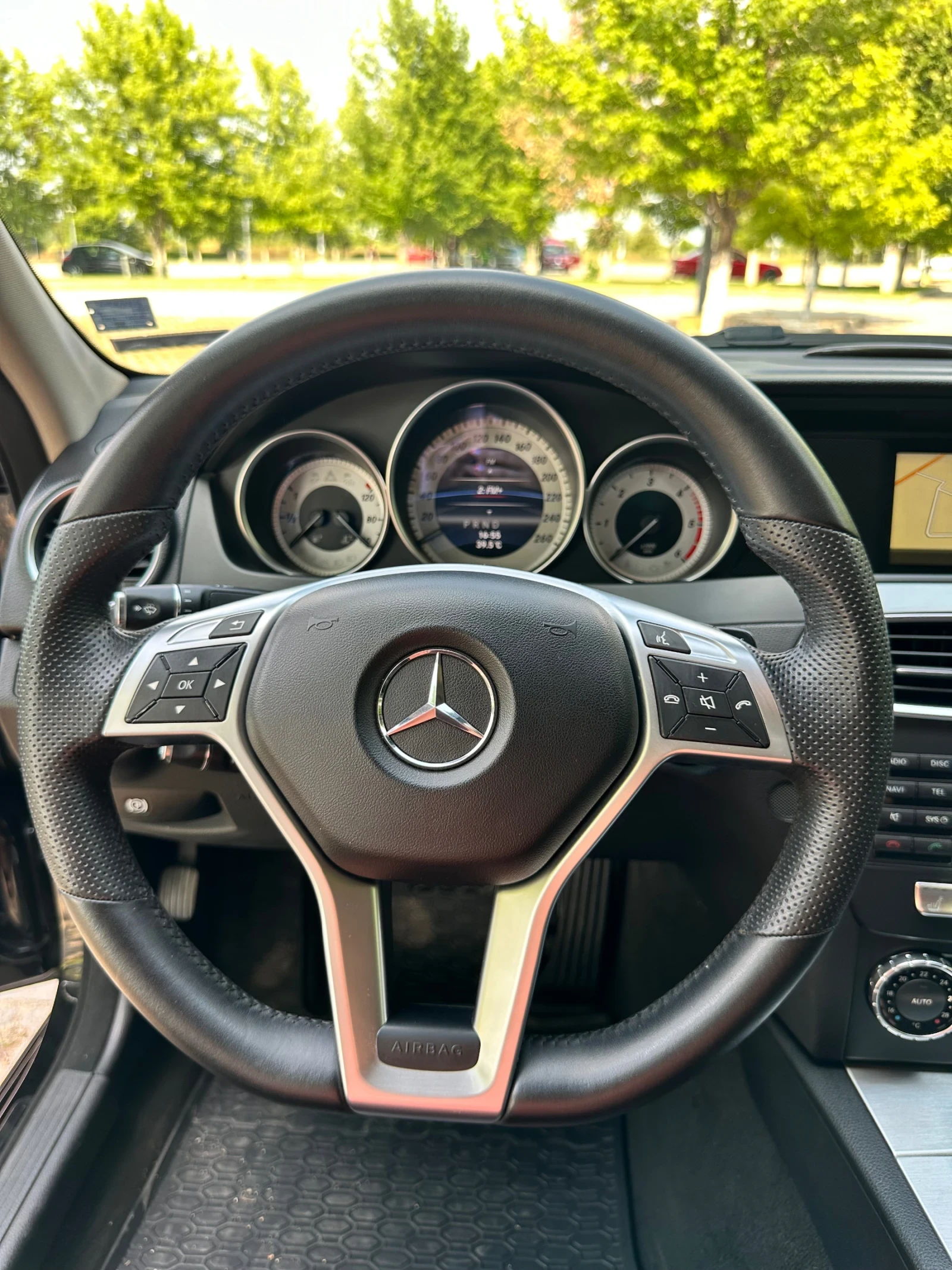 Mercedes-Benz C 200 Avangarde FaceLift Автомат  - изображение 6