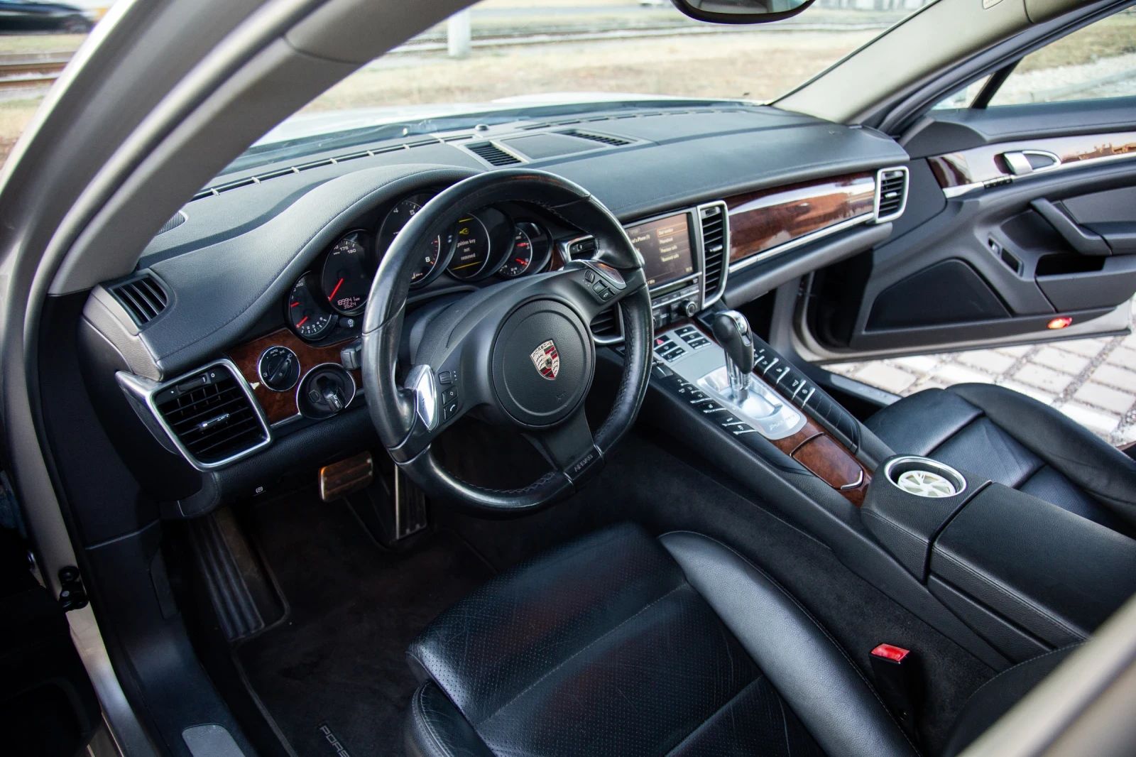 Porsche Panamera 4 - изображение 10