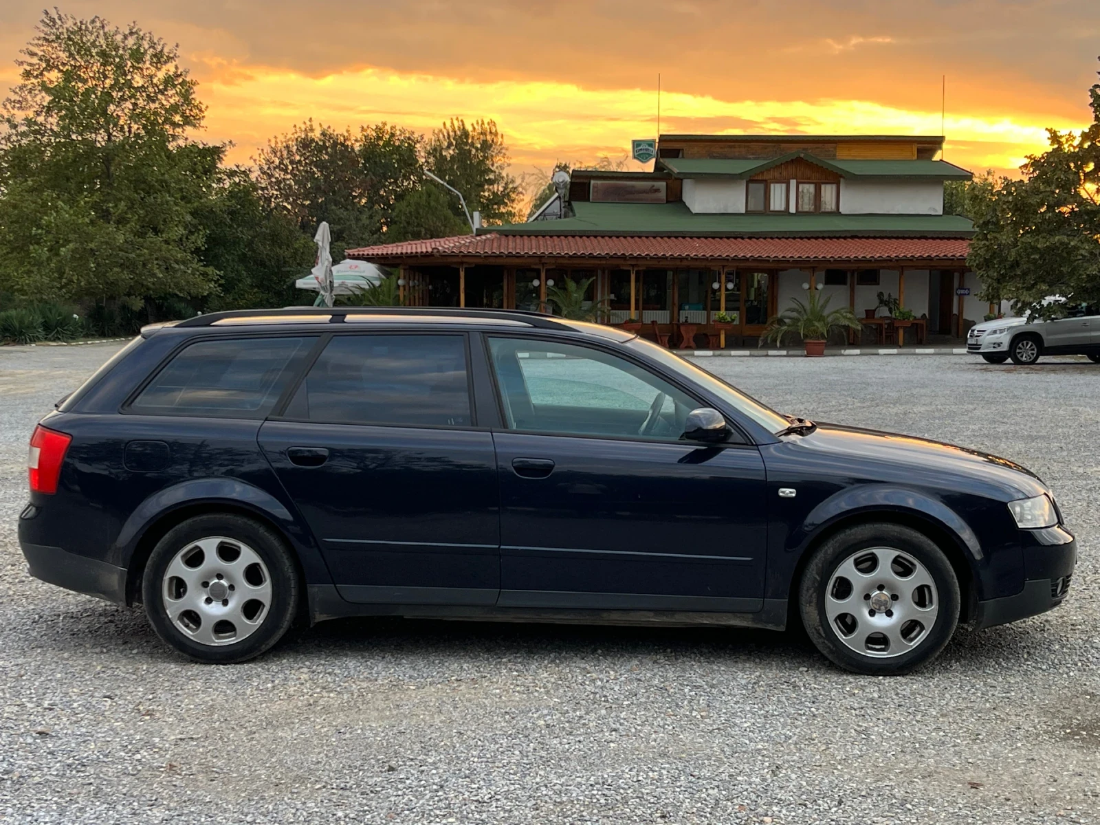 Audi A4 1.8 TURBO - изображение 2