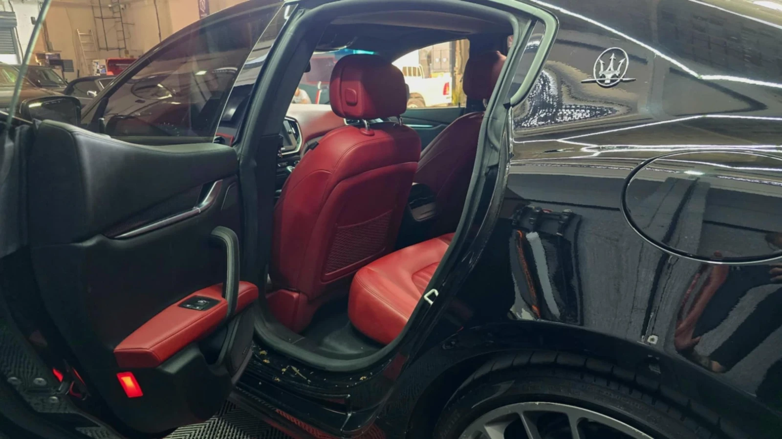 Maserati Ghibli SQ4 3.0 V6 BITURBO 4X4, Carbon, 57000реални киломе - изображение 9