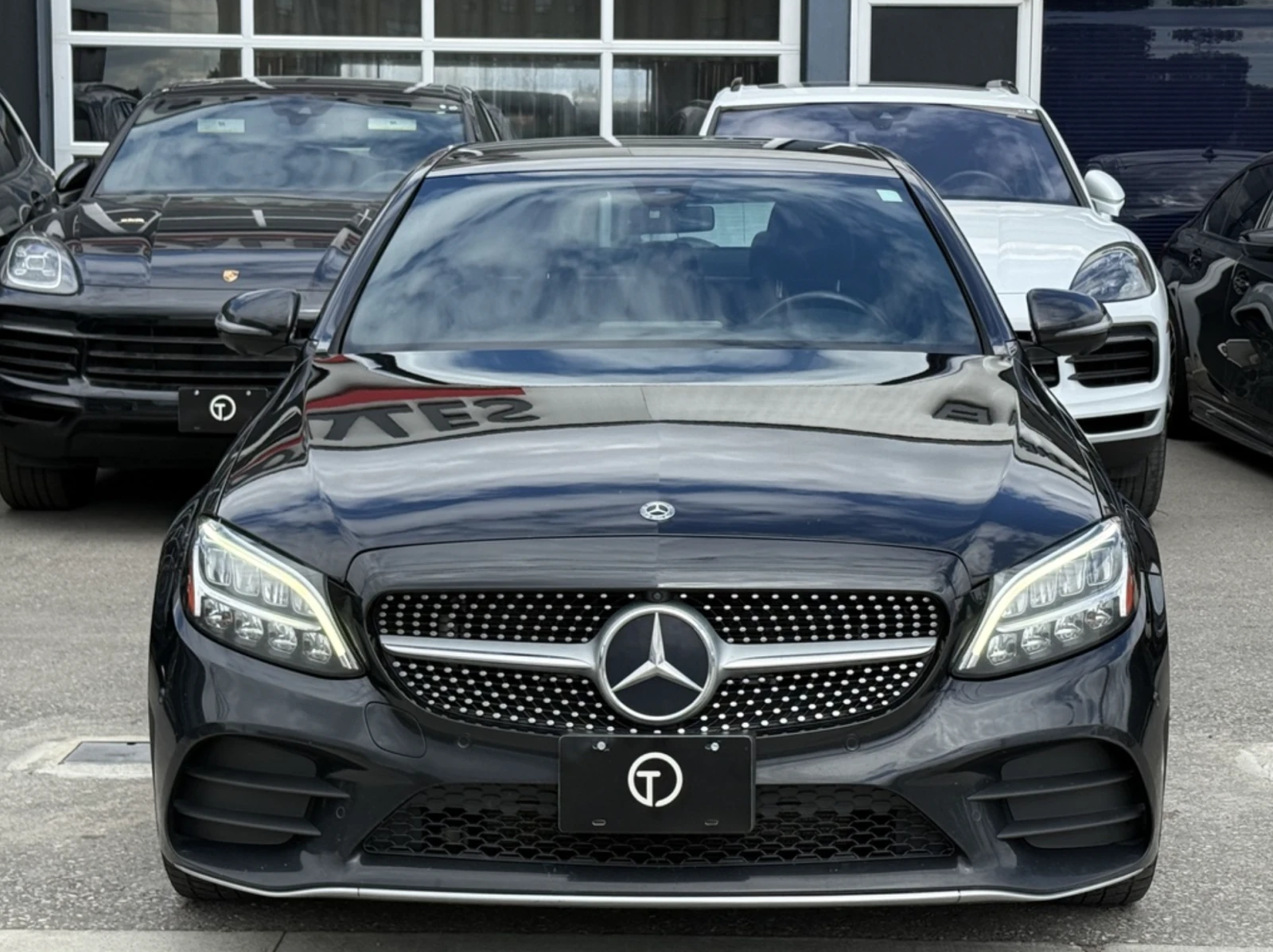 Mercedes-Benz C 300 2019 Mercedes-Benz C300 - изображение 2