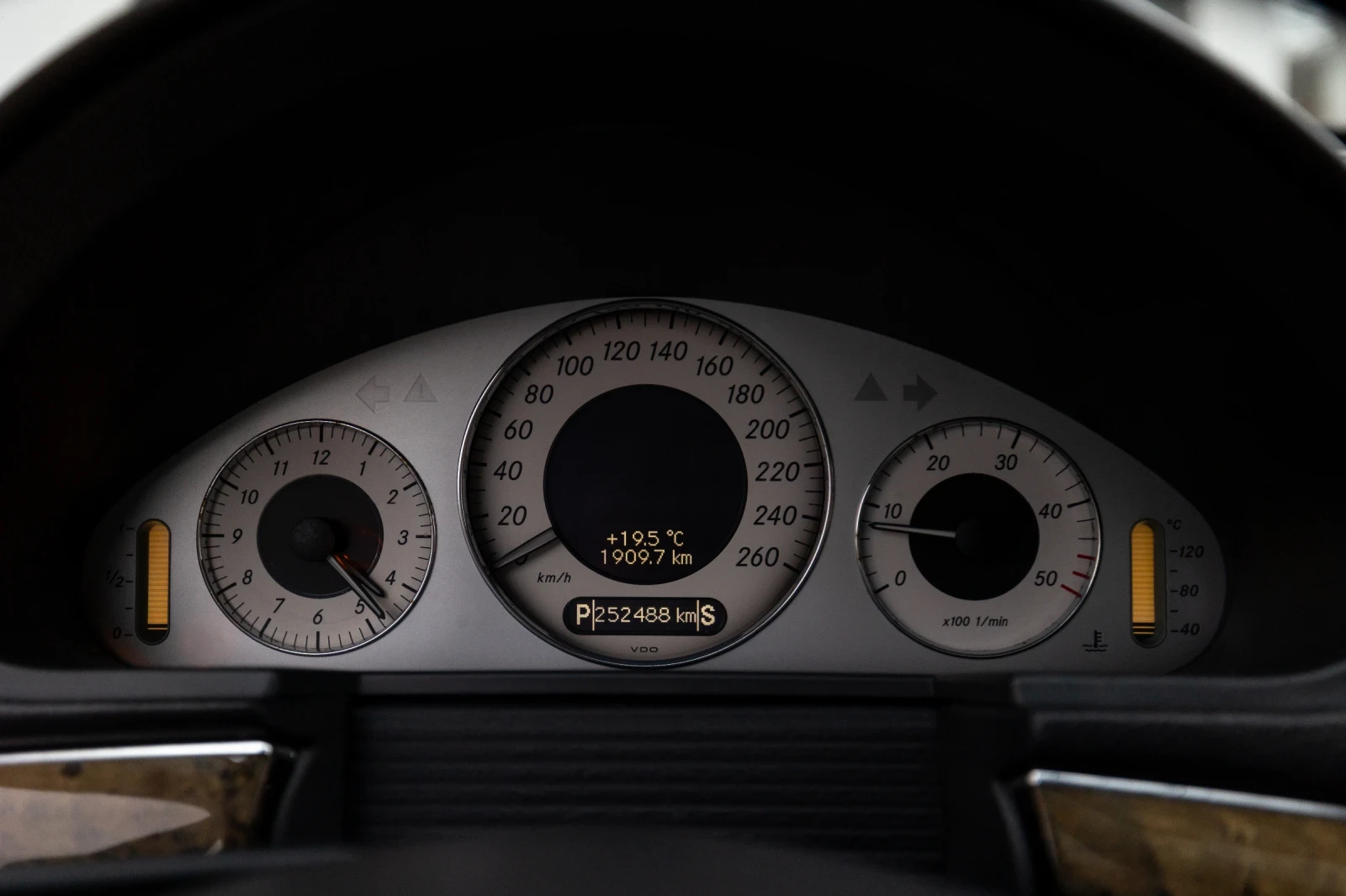 Mercedes-Benz E 220 | Mobile.bg � ����������� 12