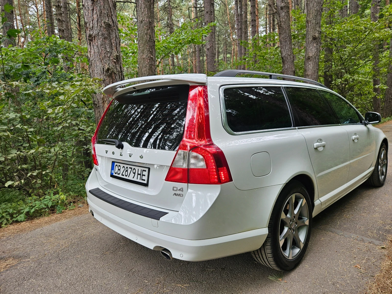 Volvo V70 Momentum, снимка 6 - Автомобили и джипове - 54030324
