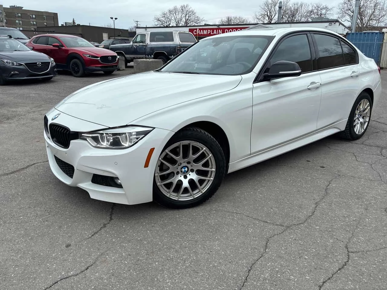 BMW 328 d xDrive/CARFAX/ШИБИДАХ/ВТОРИ ГУМИ И ДЖАНТИ