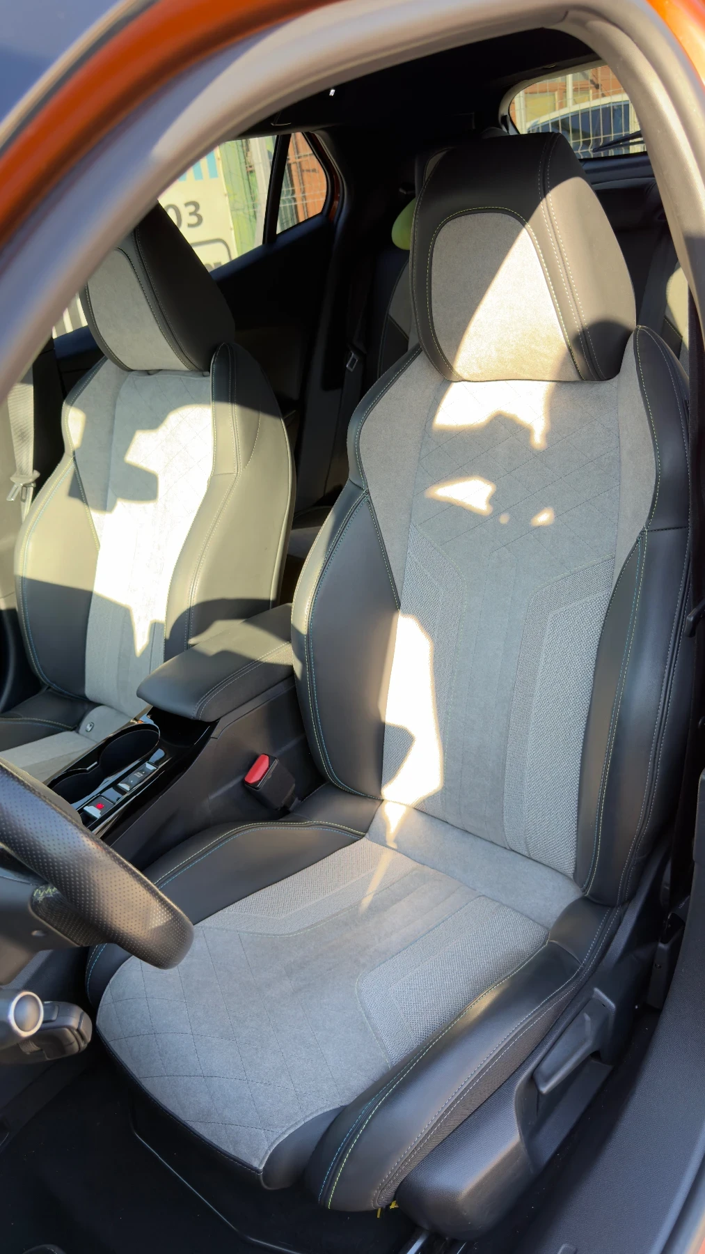 Peugeot 2008 GT, снимка 9 - Автомобили и джипове - 54100947