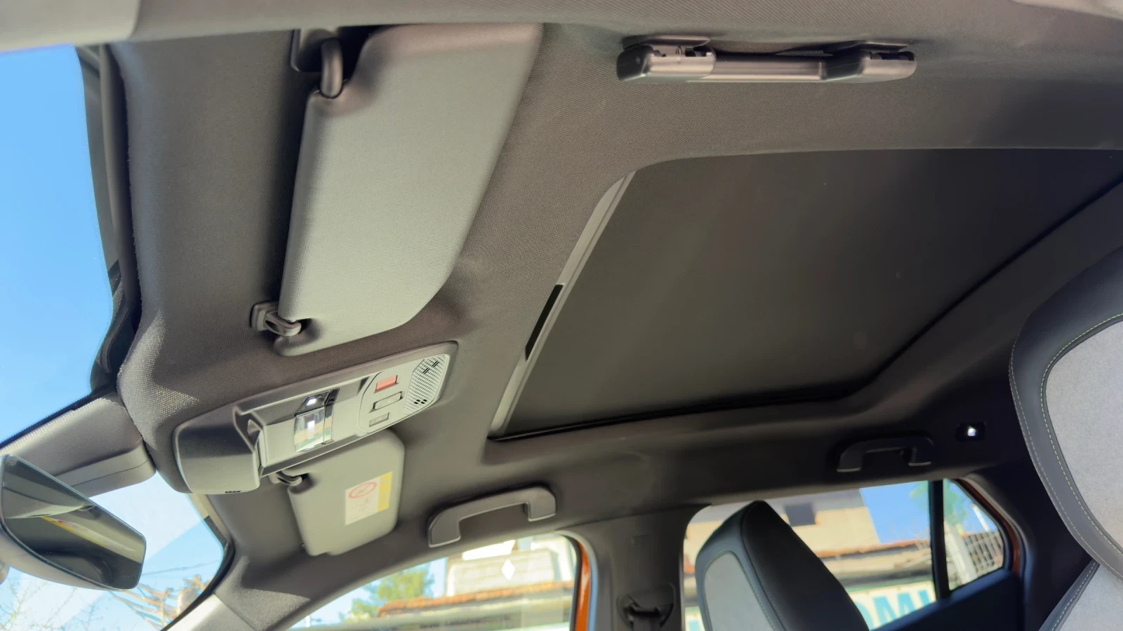 Peugeot 2008 GT, снимка 11 - Автомобили и джипове - 54100947