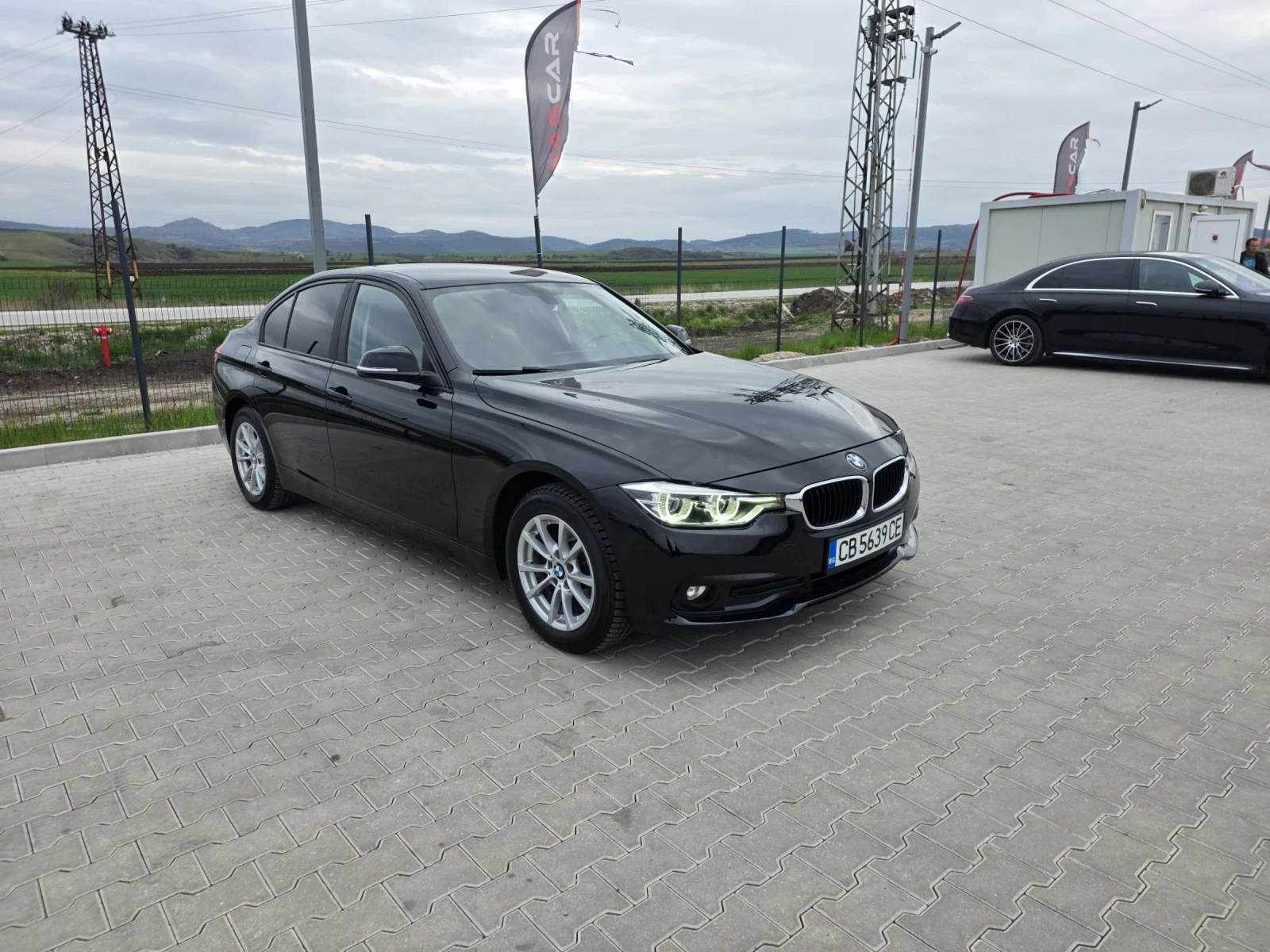 BMW 320 X DRIVE Facelift , снимка 2 - Автомобили и джипове - 54207950