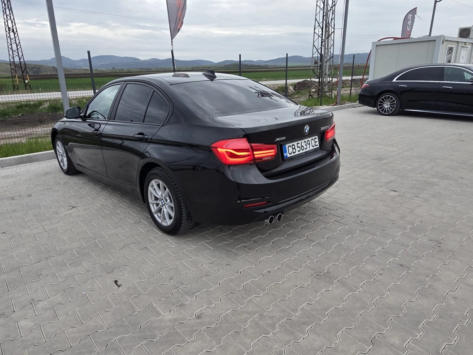 BMW 320 X DRIVE Facelift , снимка 8 - Автомобили и джипове - 54207950