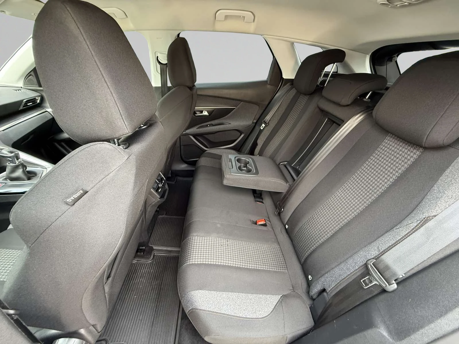 Peugeot 3008 3008 ACTIVE 1.5 HDI 130 Лизинг Гаранция, снимка 11 - Автомобили и джипове - 54910031