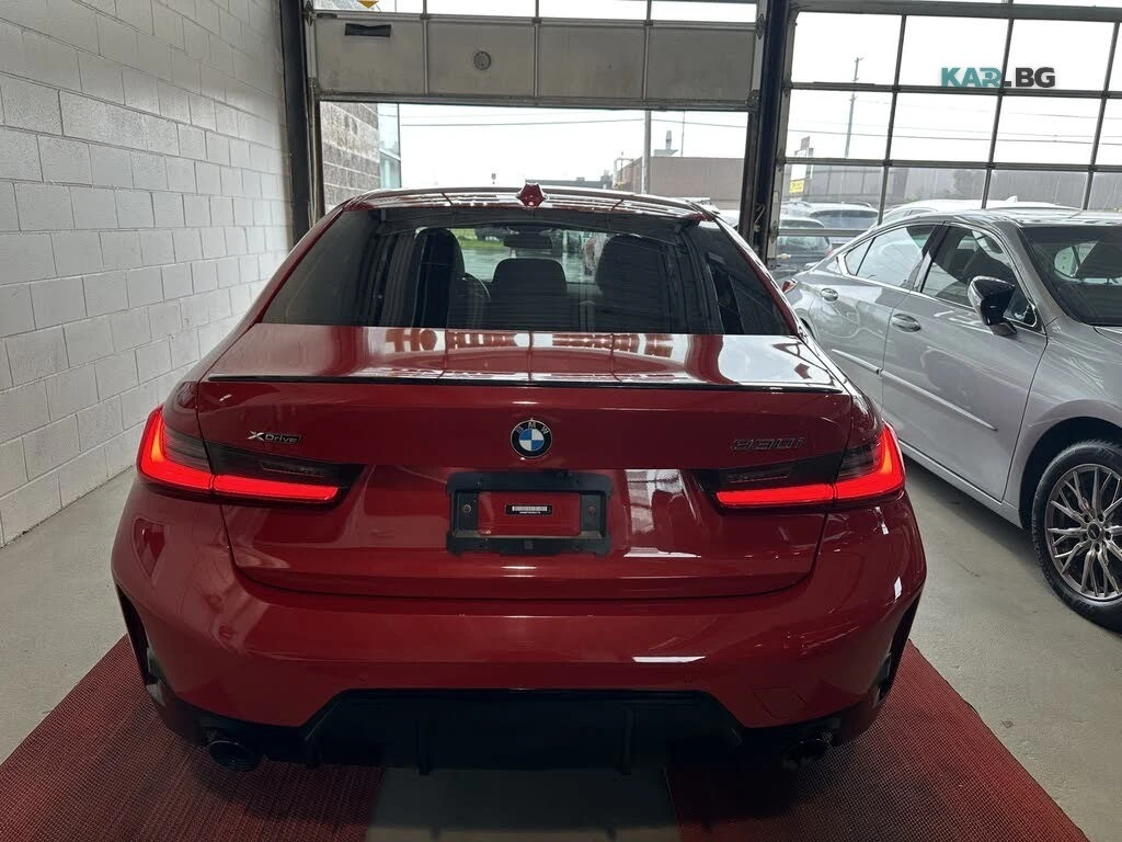 BMW 330  xDrive * АвтоКредит* (ЦЕНА ДО БГ), снимка 5 - Автомобили и джипове - 54949050