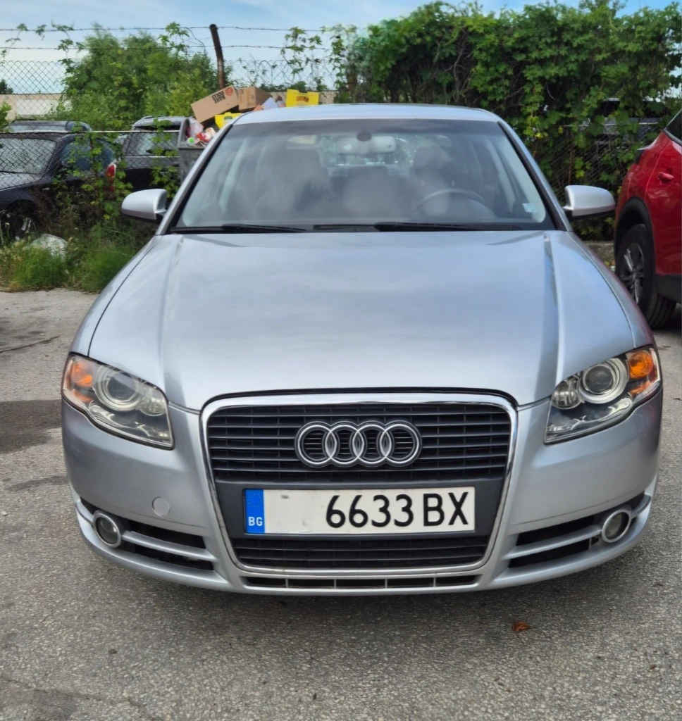Audi A4 2.0i GAZ Sedan, снимка 4 - Автомобили и джипове - 55042417