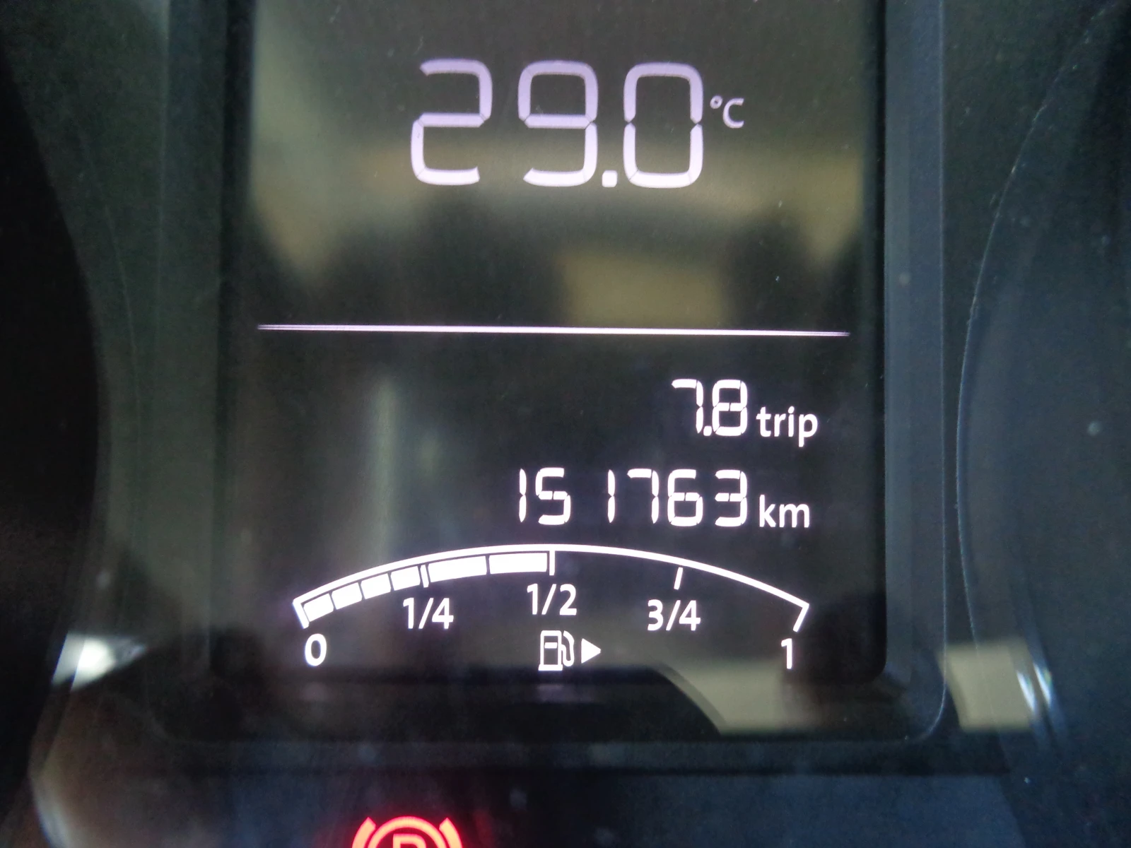 VW Polo 1.4 TDI 90hp EURO 6, снимка 14 - Автомобили и джипове - 55163726