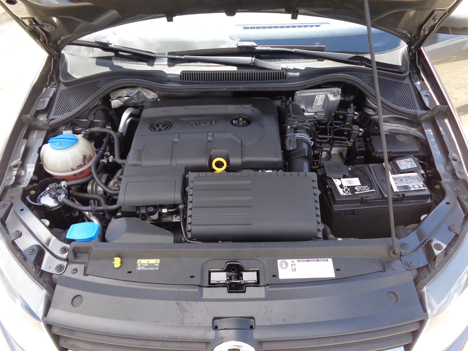 VW Polo 1.4 TDI 90hp EURO 6, снимка 15 - Автомобили и джипове - 55163726