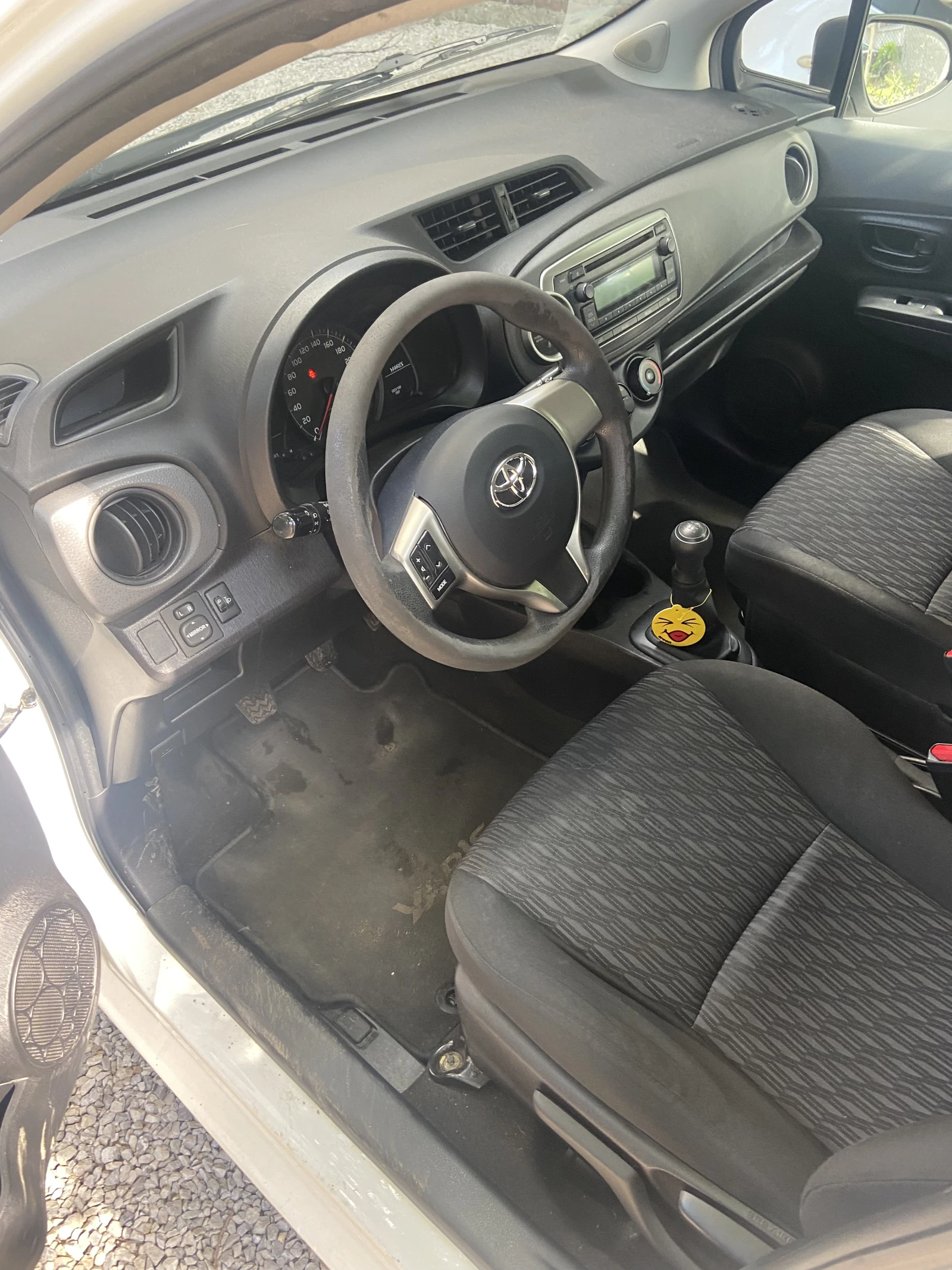 Toyota Yaris, снимка 6 - Автомобили и джипове - 55234549