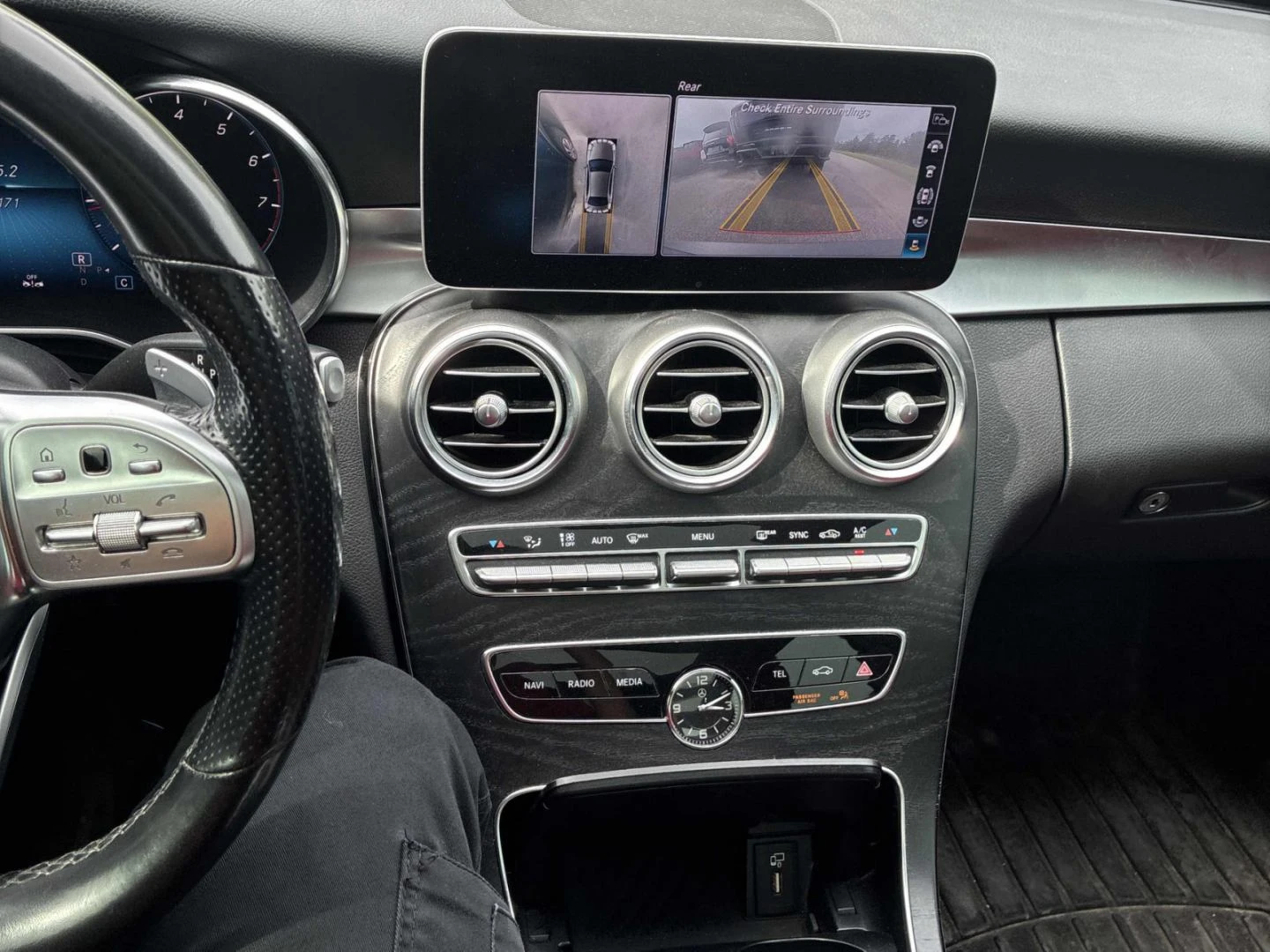 Mercedes-Benz C 300 AMG-pack* 360* Пано* Подгрев, снимка 8 - Автомобили и джипове - 55996043