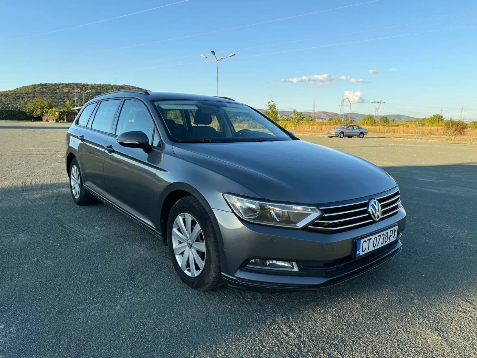 VW Passat, снимка 2 - Автомобили и джипове - 56247635