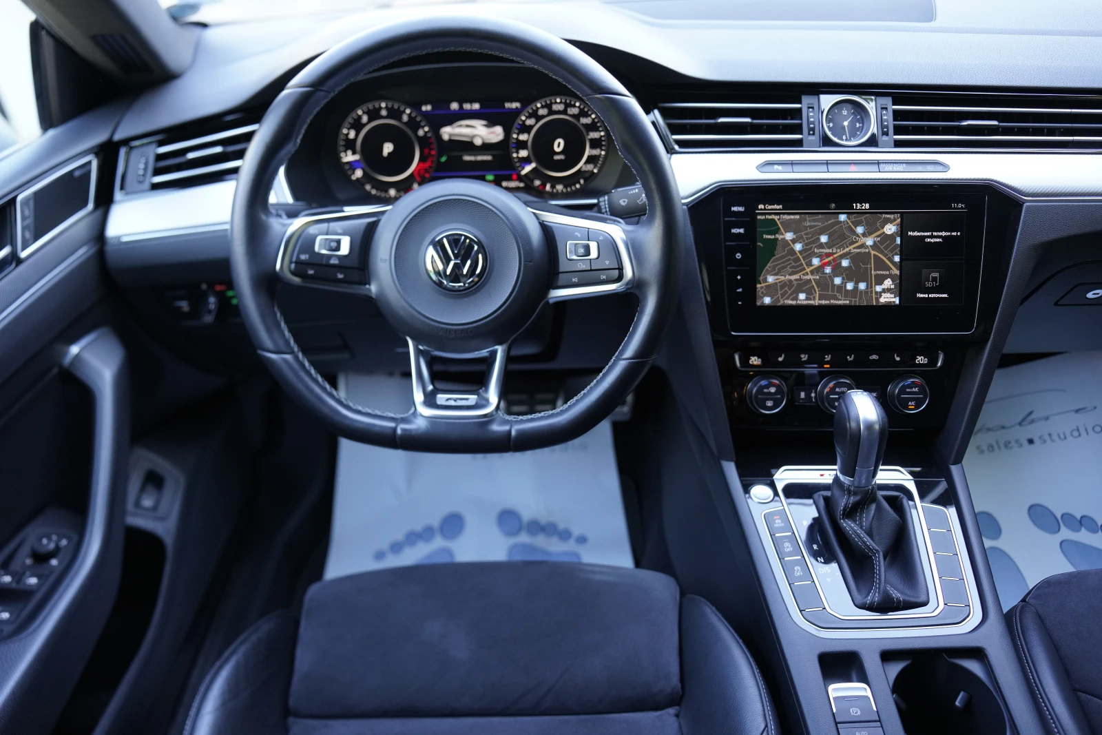 VW Arteon 2.0 TSI 4Motion R Line, снимка 10 - Автомобили и джипове - 56270298