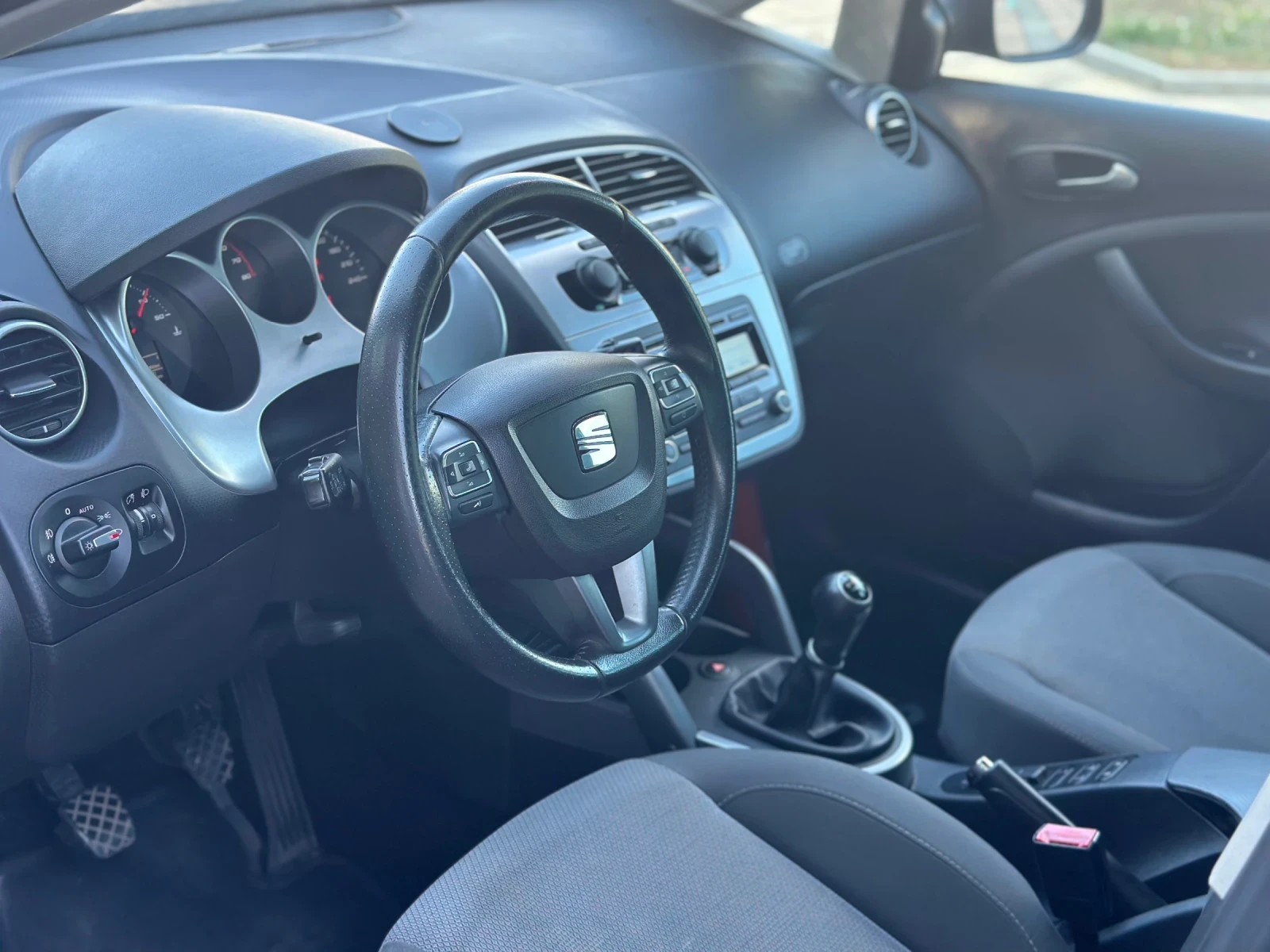 Seat Altea, снимка 6 - Автомобили и джипове - 56273329