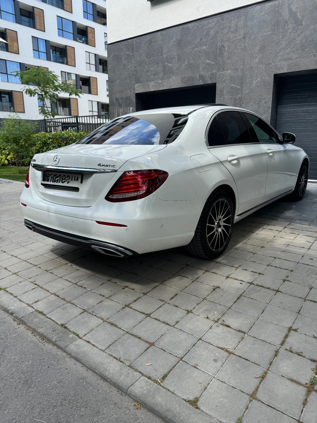 Mercedes-Benz E 350, снимка 16 - Автомобили и джипове - 56562354