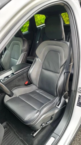 Volvo XC60 R-Design, Mild Hybrid, AWD, Keyless | Mobile.bg    10