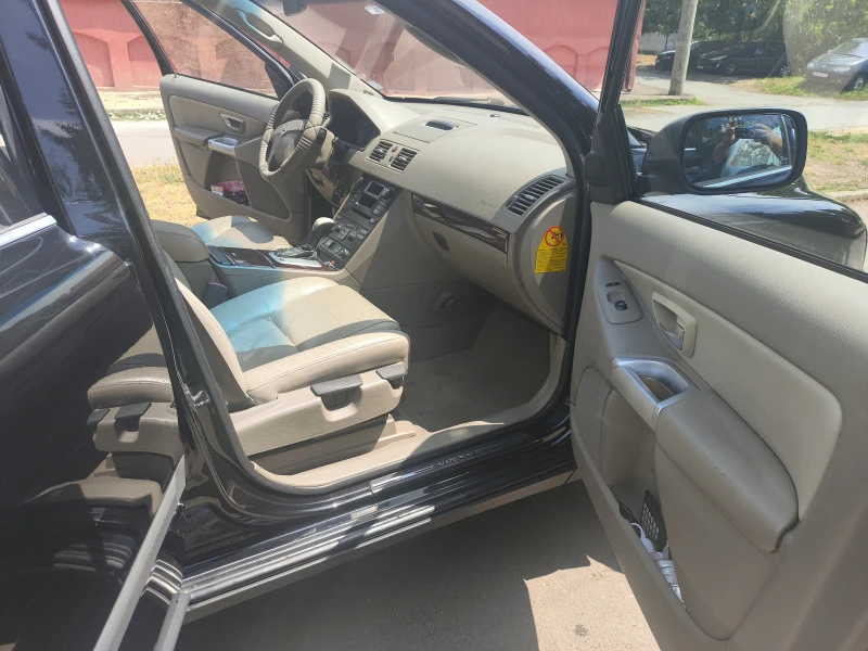 Volvo Xc90 2.5T, снимка 12 - Автомобили и джипове - 52081877