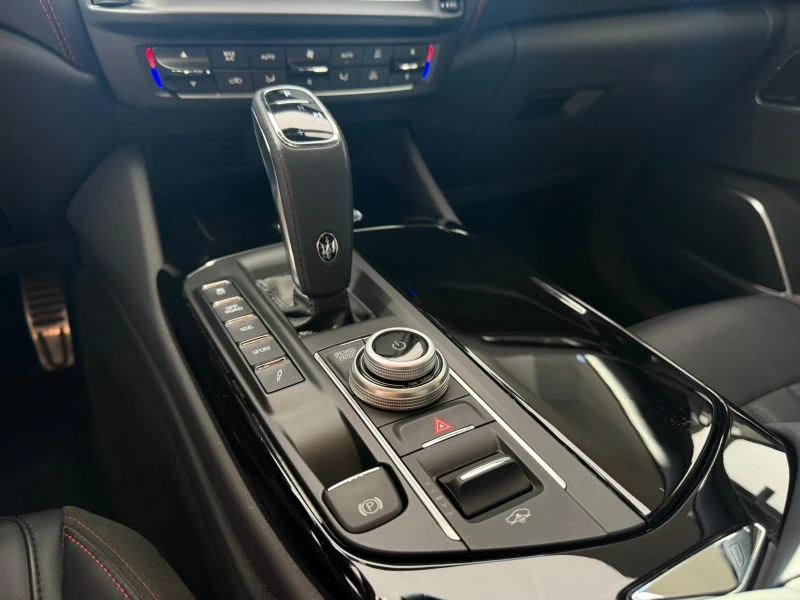 Maserati Levante GT, снимка 11 - Автомобили и джипове - 51579581