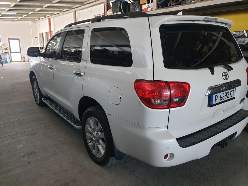 Toyota Sequoia 4?4, снимка 3 - Автомобили и джипове - 53075971
