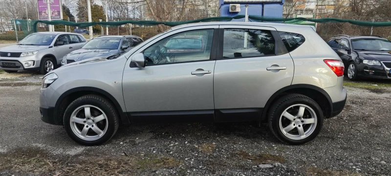 Nissan Qashqai 2.0 ШВЕЙЦАРИЯ , снимка 4 - Автомобили и джипове - 53263529