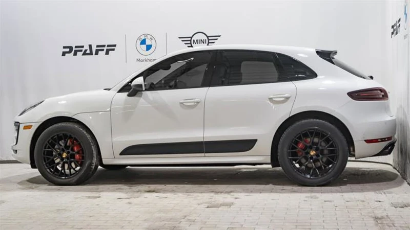 Porsche Macan GTS * CARFAX * АвтоКредит* (ЦЕНА ДО БГ), снимка 2 - Автомобили и джипове - 53458092