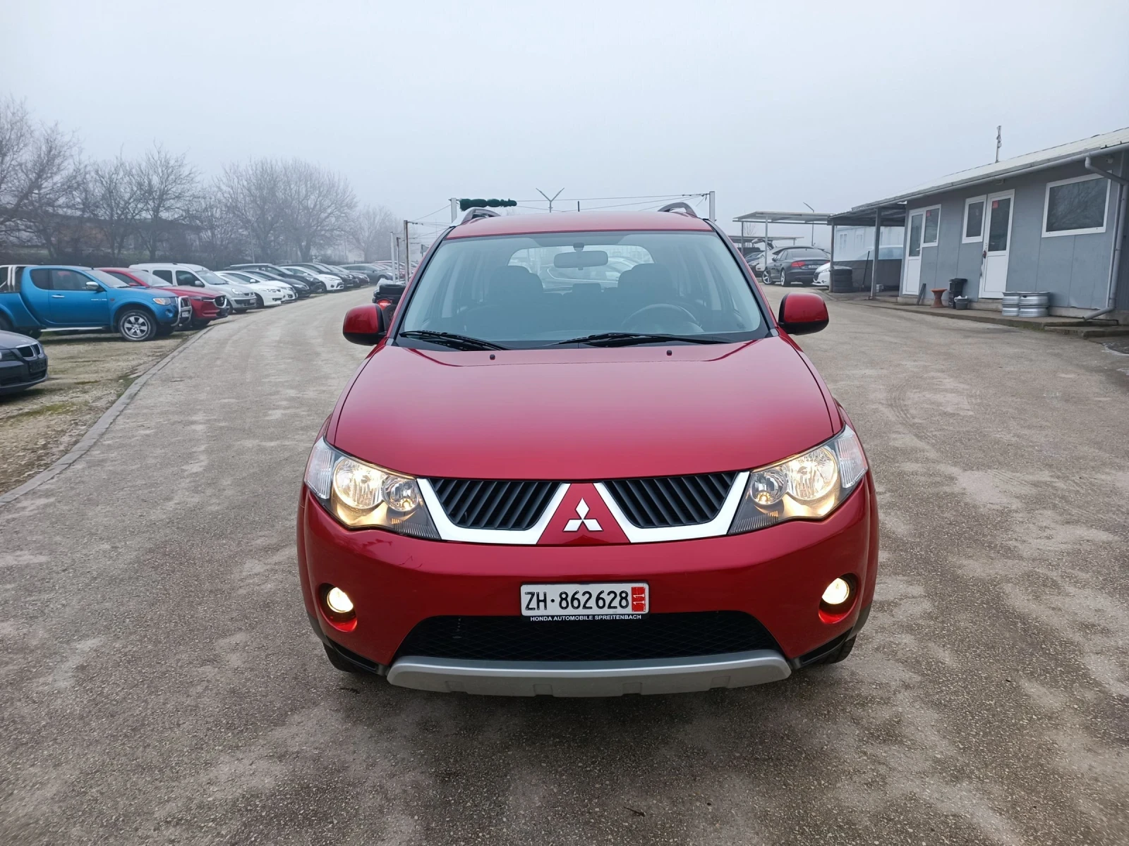 Mitsubishi Outlander 2.4i-170кс-ШВЕЙЦАРИЯ-РЪЧКА-4Х4, снимка 1
