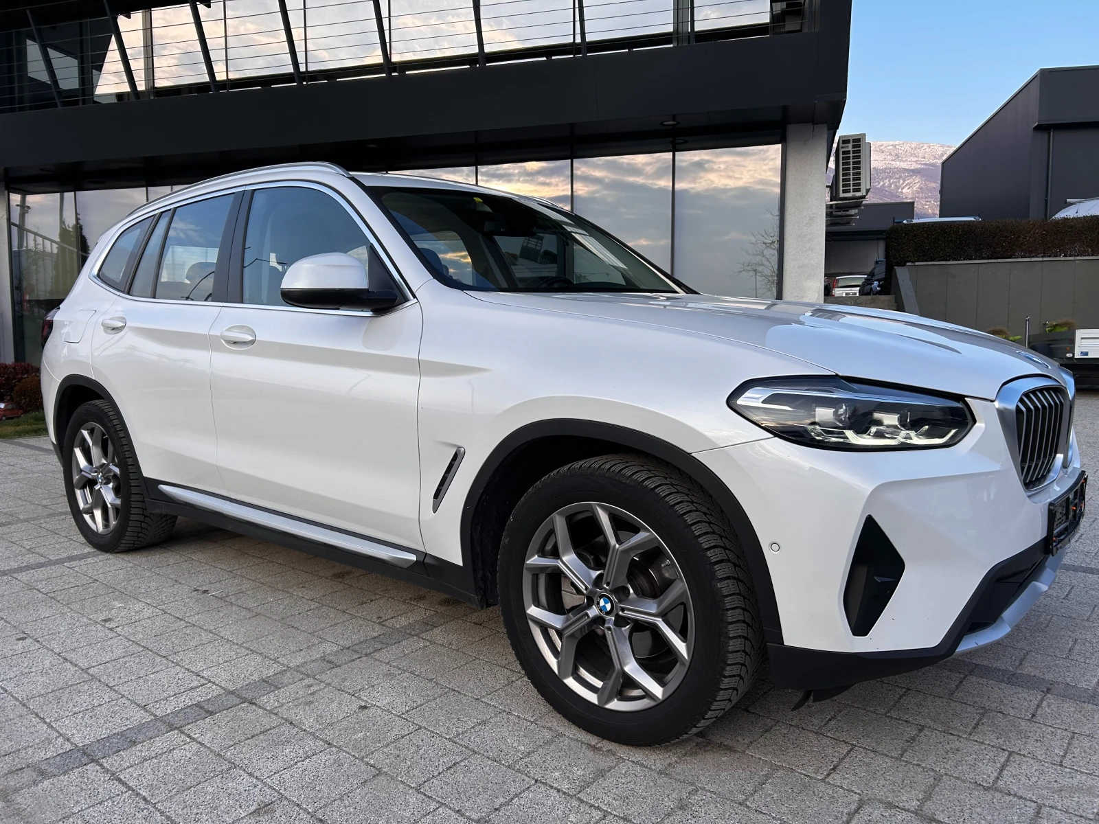 BMW X3 20d Xdrive - изображение 2