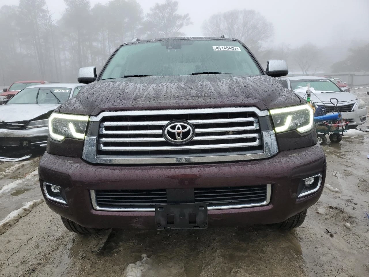 Toyota Sequoia PLATINUM 5.7 Обдух* JBL* CarPlay* LED* Дистроник*  - изображение 2