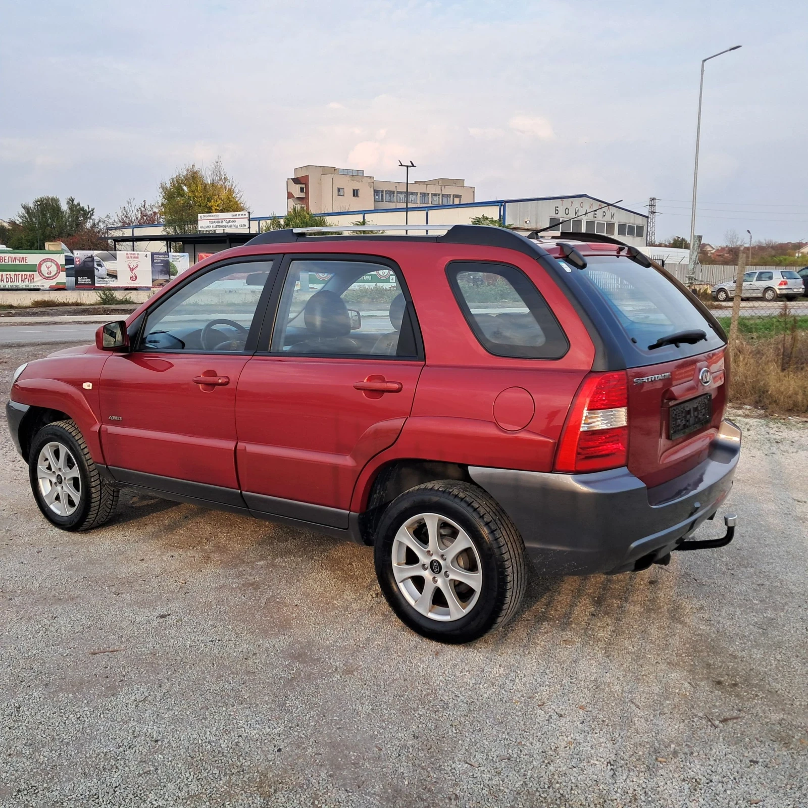 Kia Sportage 2.0CRDI 4WD - изображение 2