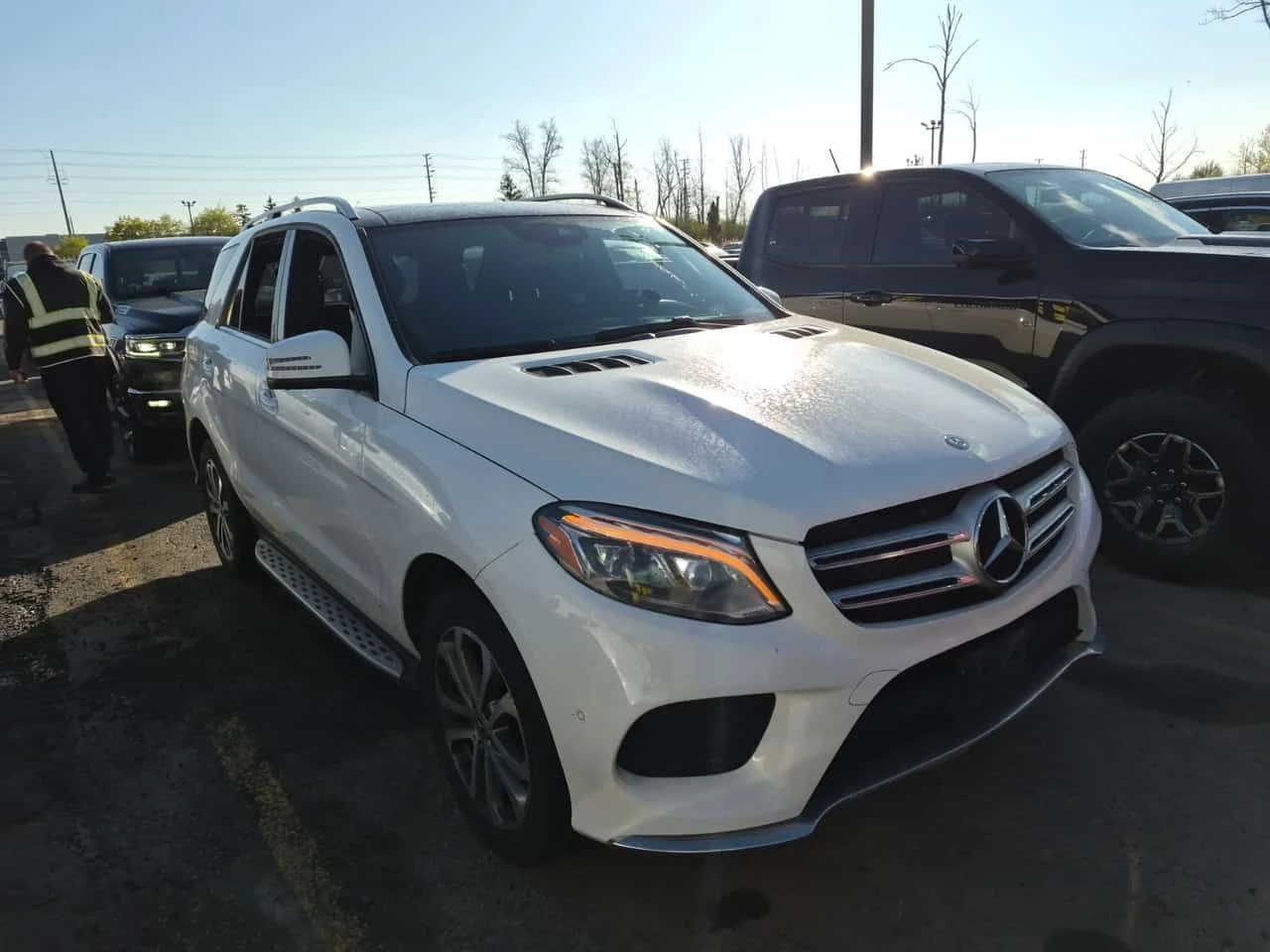 Mercedes-Benz GLE 400 KEYLESS GO| ПАМЕТ| ПОДГРЕВИ| ПАНОРАМА| , снимка 2 - Автомобили и джипове - 54466898