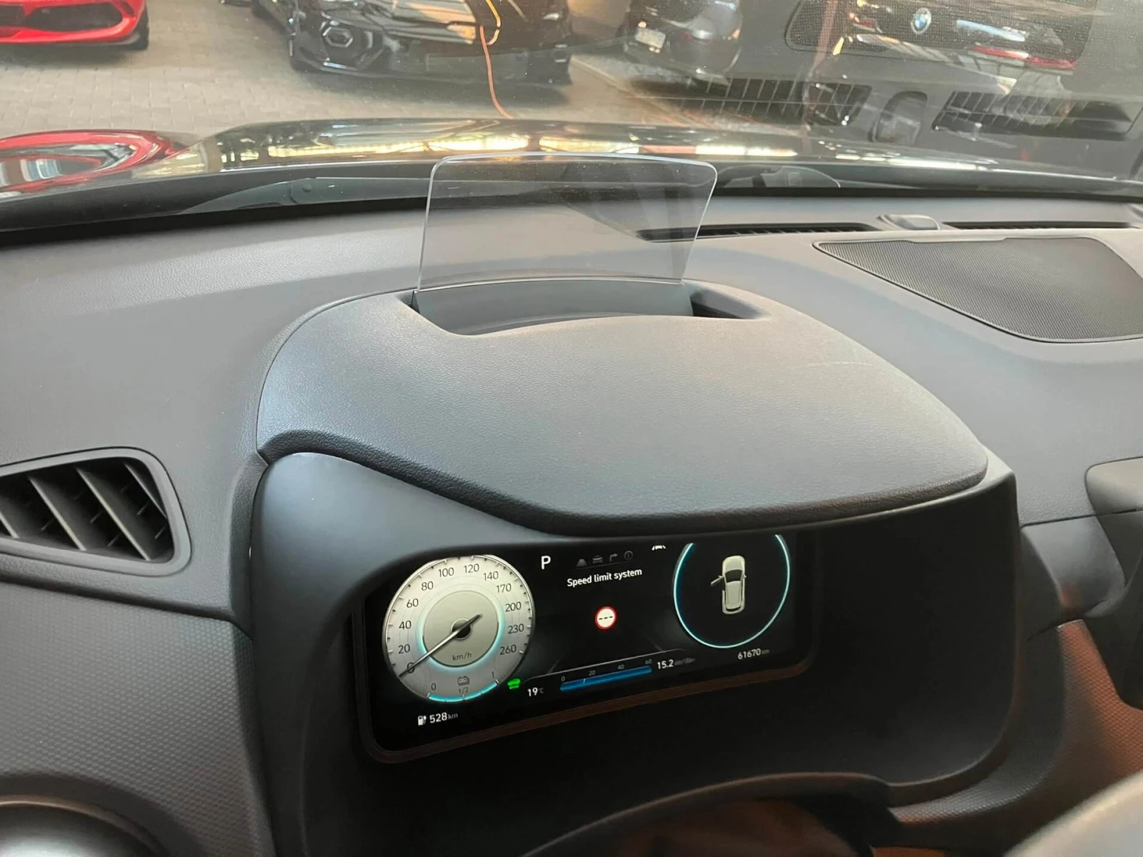 Hyundai Kona Long Range 67kWh/HuD/Krell Music/Подгрев/Камера, снимка 9 - Автомобили и джипове - 55459400