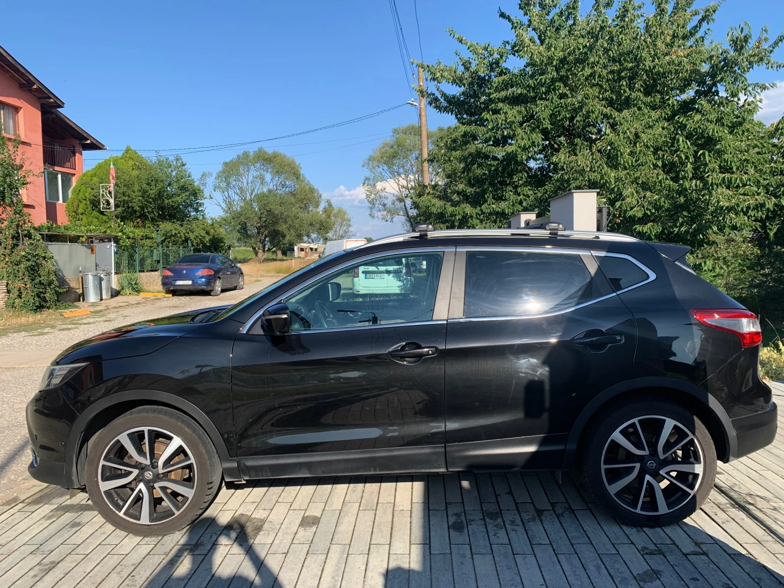 Nissan Qashqai, снимка 3 - Автомобили и джипове - 55513246