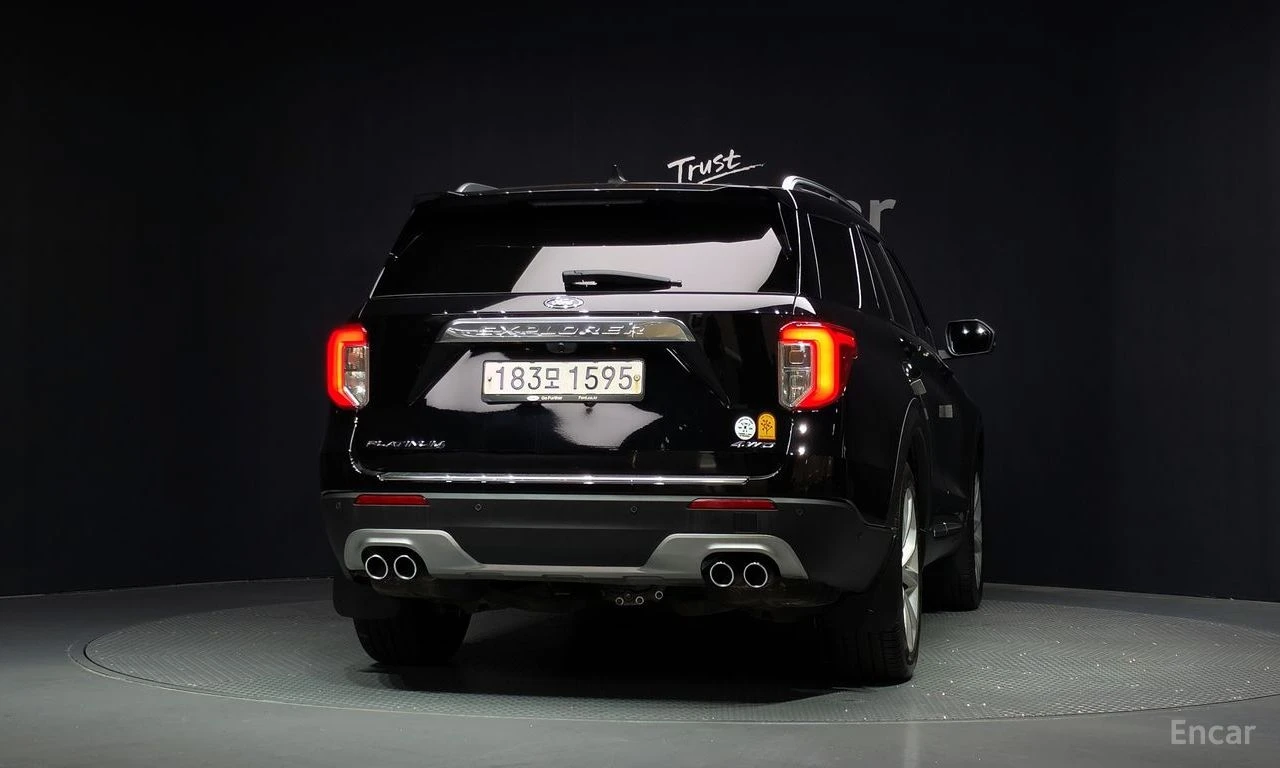 Ford Explorer 3.0 Platinum 4x4* DISTRONIC* МАСАЖ* 360* ОБДУХВАНЕ, снимка 4 - Автомобили и джипове - 55619052