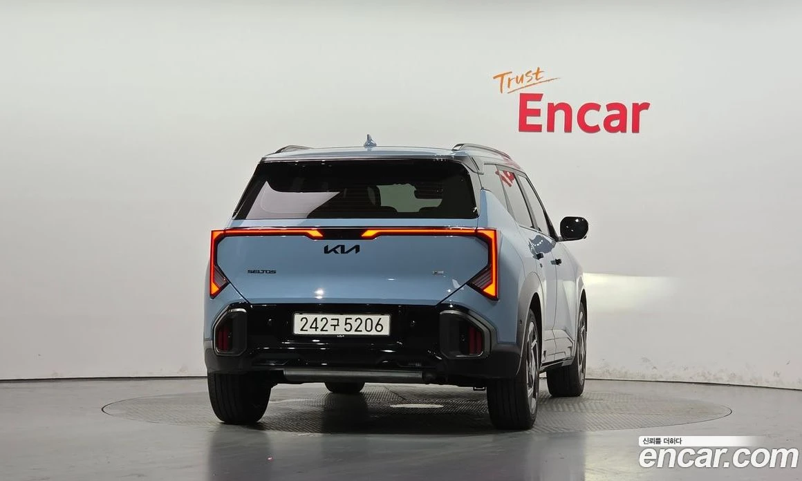 Kia Seltos Gasoline 1.6T 2WD Signature X Line, снимка 4 - Автомобили и джипове - 56134614