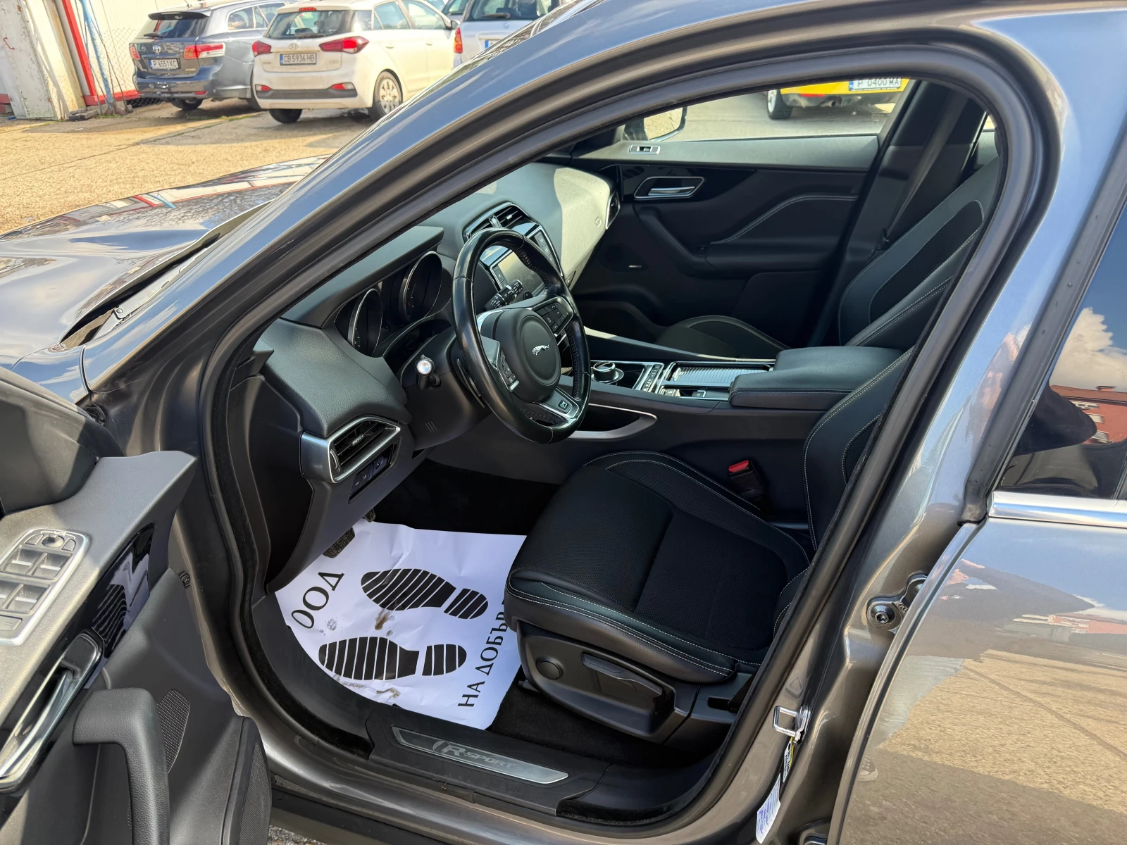 Jaguar F-PACE R-Sport, снимка 8 - Автомобили и джипове - 56416737
