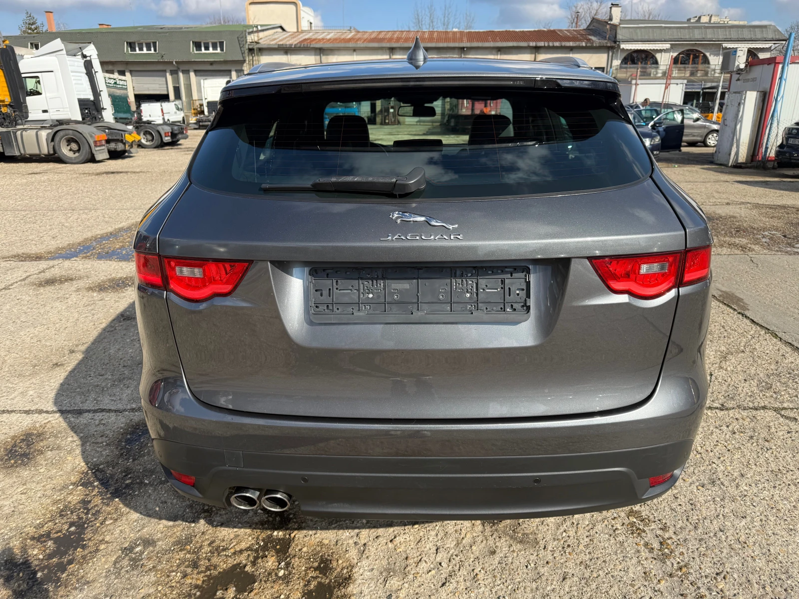 Jaguar F-PACE R-Sport, снимка 7 - Автомобили и джипове - 56416737