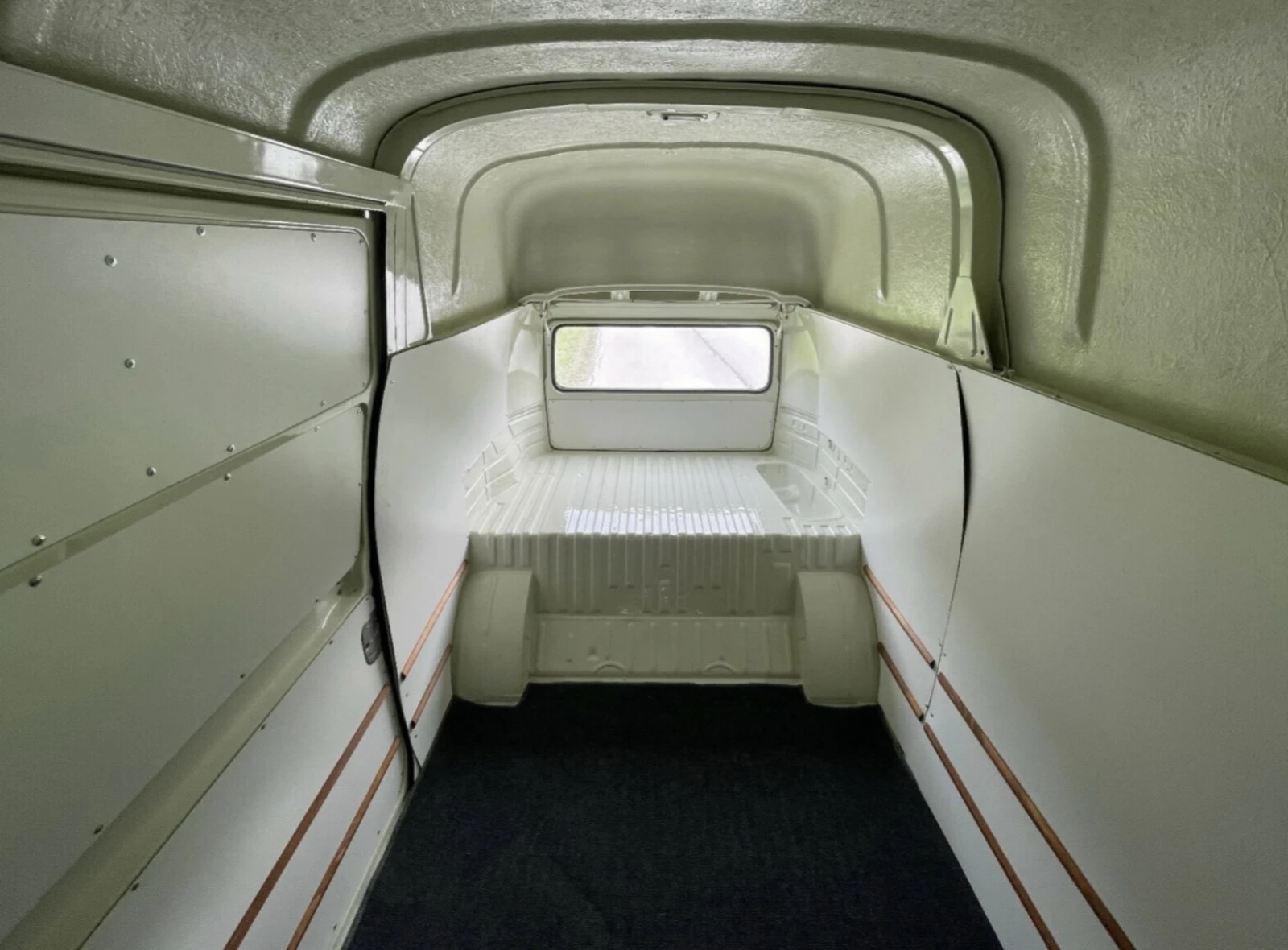 VW T2, снимка 6 - Бусове и автобуси - 56697878