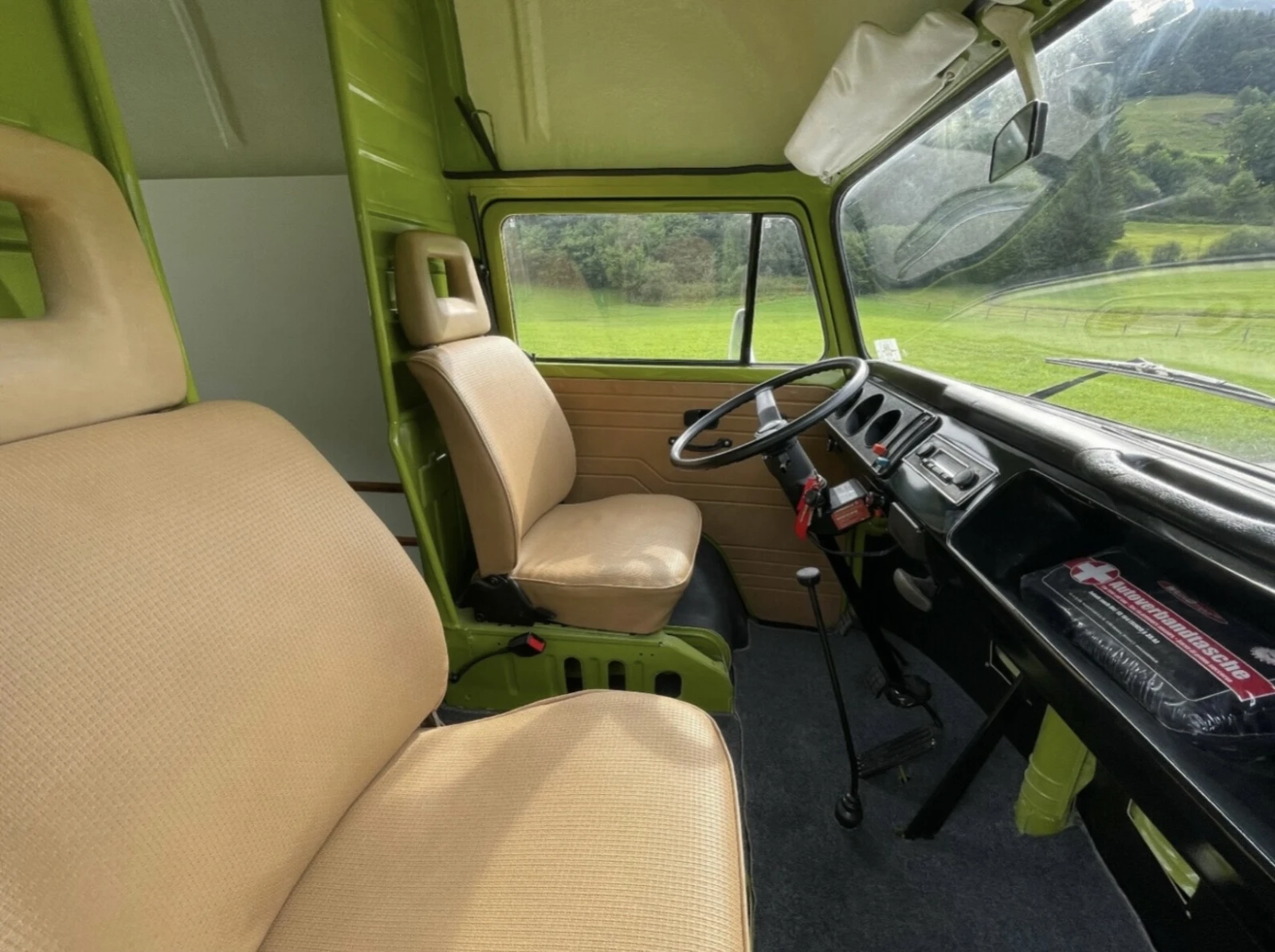 VW T2, снимка 4 - Бусове и автобуси - 56697878