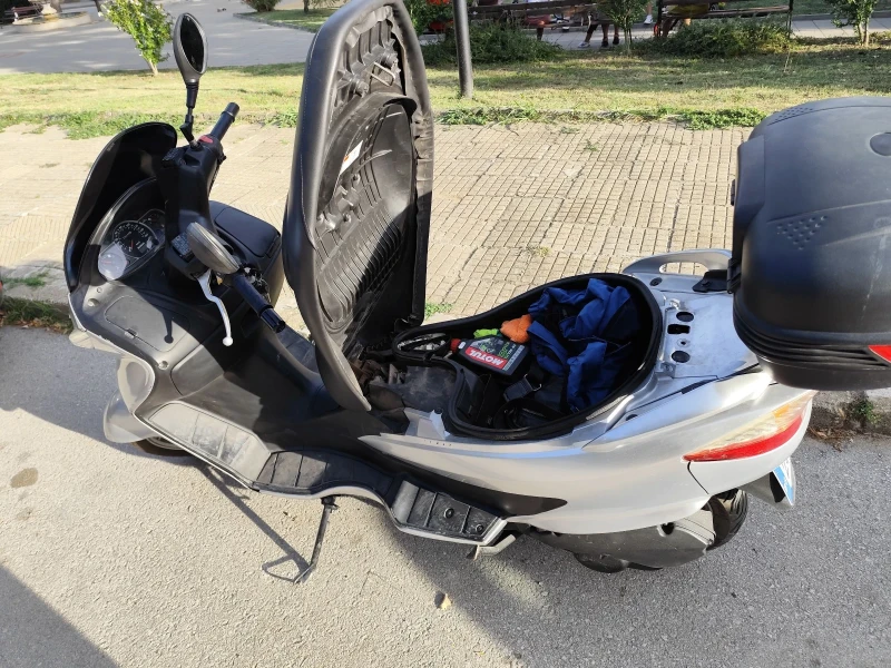 Suzuki Burgman 200 i, снимка 4 - Мотоциклети и мототехника - 53049757